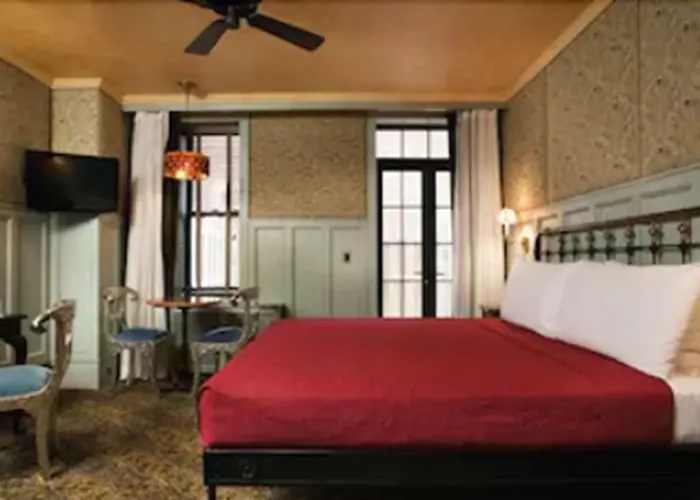 Top-Rated 2 Star Hotels in Manhattan NYC